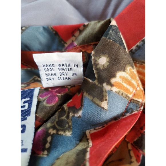 Vintage Details Express Silk Short Sleeve Button Down Medium Shirt Geometric... - Picture 11 of 12
